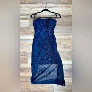 Jump Apparal navy sequin and chiffon cocktail dress. Size 1/2